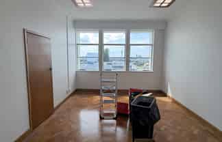 Affordable Dominion Rd Office + Parking