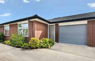 30b Elizabeth Street, Orewa