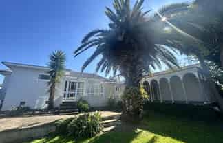 22 East Street, Terrace End