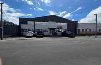 Exceptional Warehouse