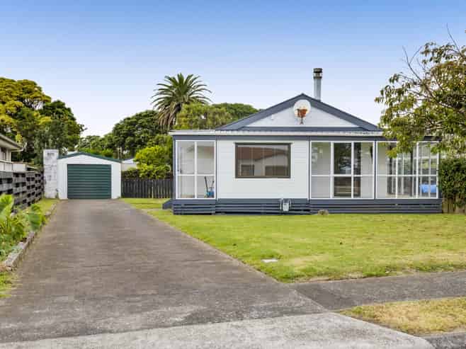 8 Ponderosa Place, Opunake