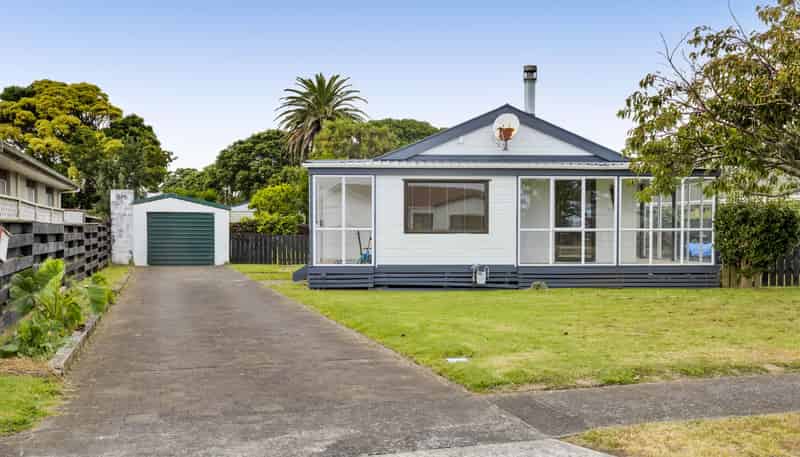 8 Ponderosa Place, Opunake