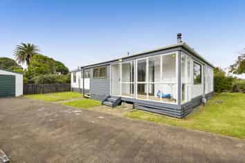 8 Ponderosa Place, Opunake