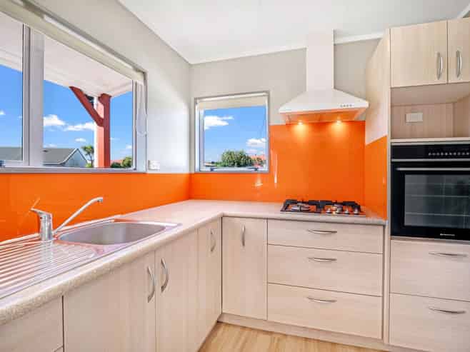 10 Taonui Street, Waitarere Beach