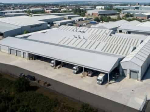 CBRE | Large-Scale Warehouse with Flexible Options