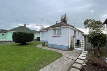 17 Roberts Street, Boulcott