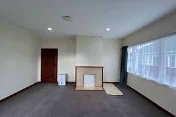 17 Roberts Street, Boulcott