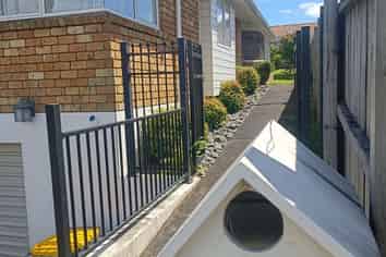 3 Jay Court, Botany Downs