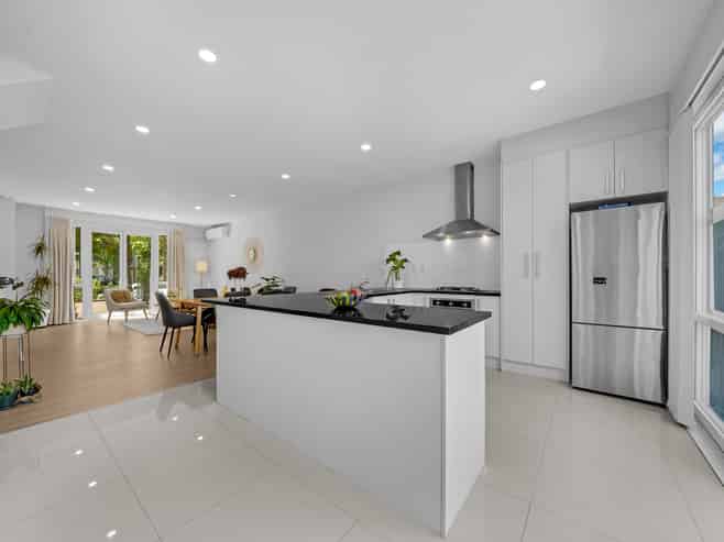 16 Hakawai Avenue, Takanini