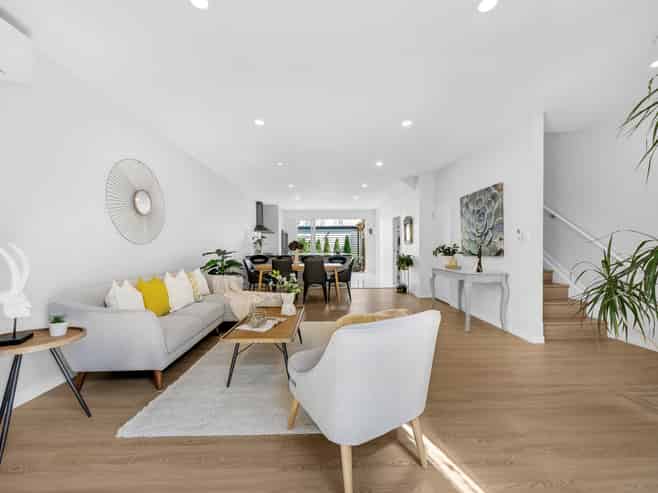 16 Hakawai Avenue, Takanini