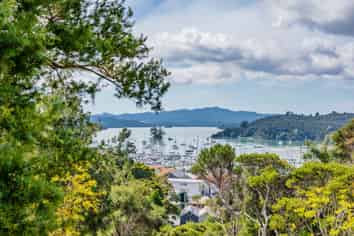 2B Lyon Street, Opua