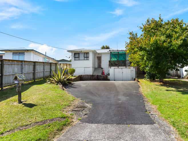 6 Springside Place, NEW LYNN
