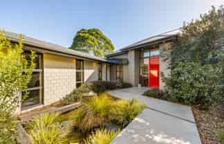 200 Kennedys Bush Road, Kennedys Bush