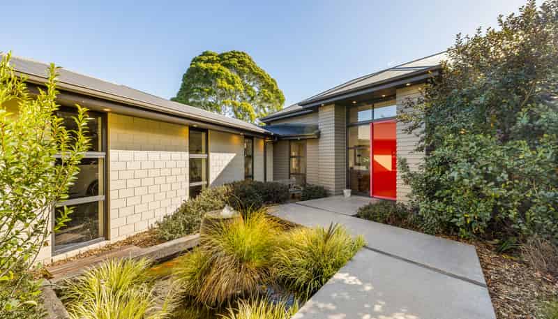 200 Kennedys Bush Road, Kennedys Bush