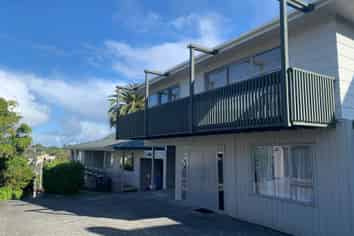 4/ Main Highway, Ellerslie