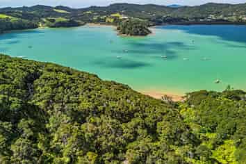  Kanuka Grove, Russell