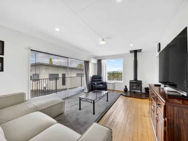 10 Tawa Street, Masterton