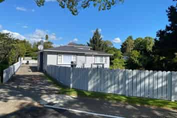 69 North Street, Feilding