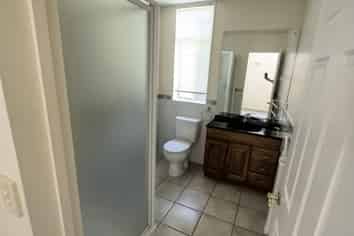 32 Rosepark Crescent, Remuera