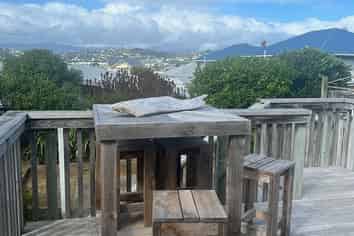 91B Queens Drive, Lyall Bay