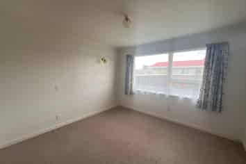 29 Churchill Ave, Ashburton