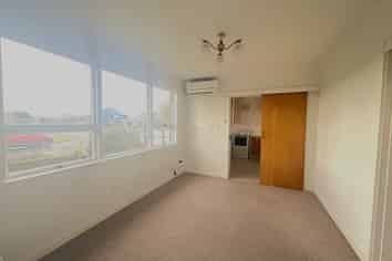 29 Churchill Ave, Ashburton