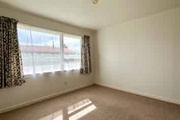 29 Churchill Ave, Ashburton