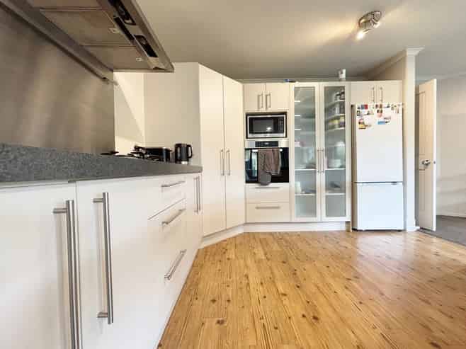 38 O'Neill Av, Northwood