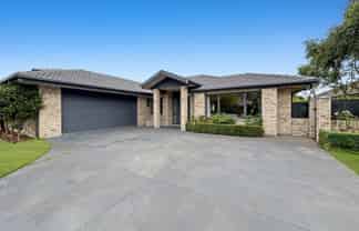 38 O'Neill Av, Northwood