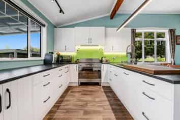 6 Kanohi Road, Kaukapakapa