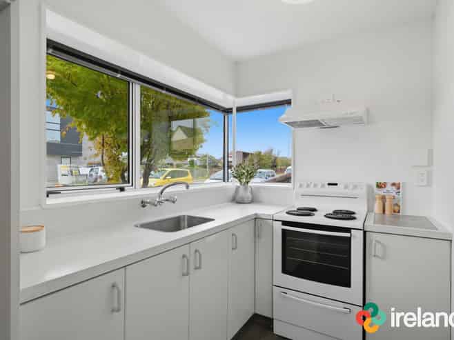 1/165 Clarence Street, Riccarton