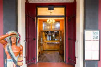 Buckhorn Bar and Grill