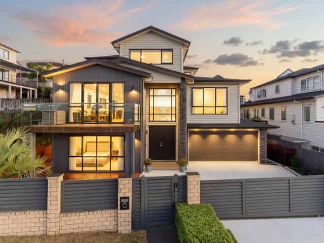 48A Fernhill Way, Albany