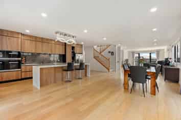 48A Fernhill Way, Albany