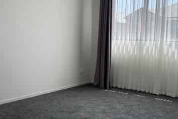 57 Drumbuoy Drive, Flat Bush