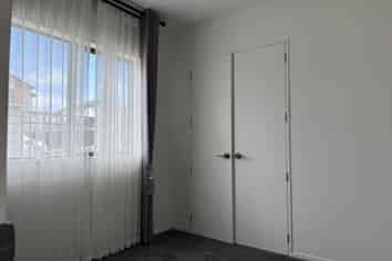 57 Drumbuoy Drive, Flat Bush