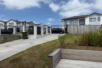 57 Drumbuoy Drive, Flat Bush