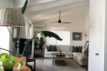 18A Bellevue Drive, Brookfield