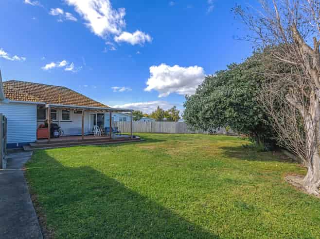 8 Bradford Place, Awapuni