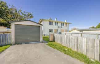 804-806 Takapu Place, Hastings