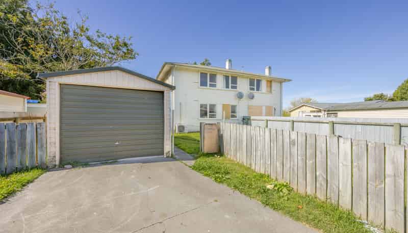 804-806 Takapu Place, Hastings