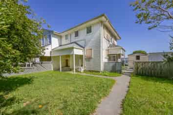 804-806 Takapu Place, Hastings