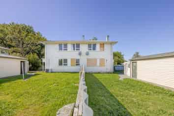804-806 Takapu Place, Hastings