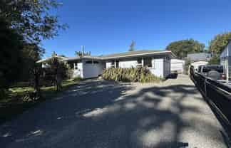 34 Watt Street, Featherston