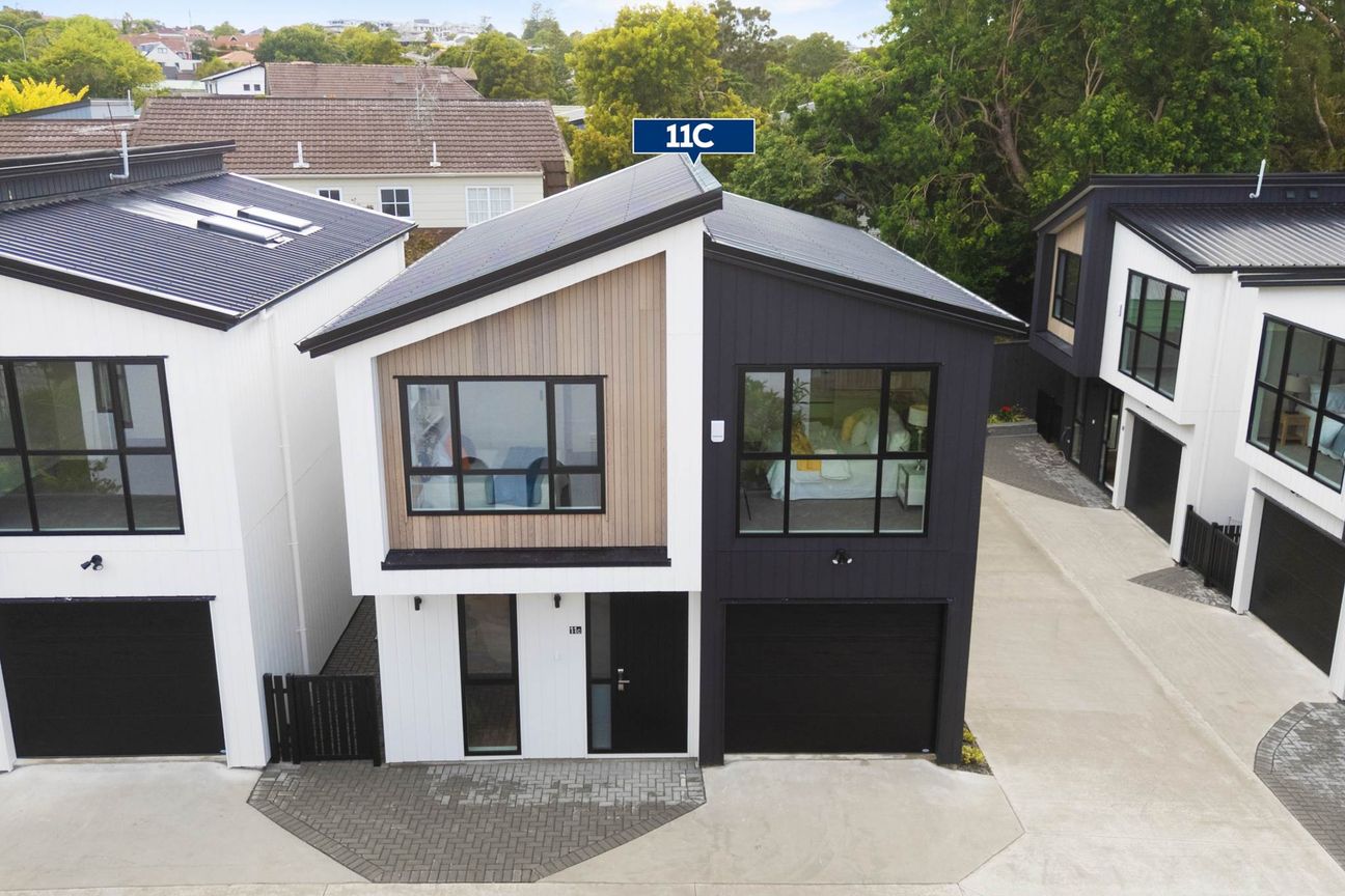 Neighbouring the Remuera Golf Course – pohled 4