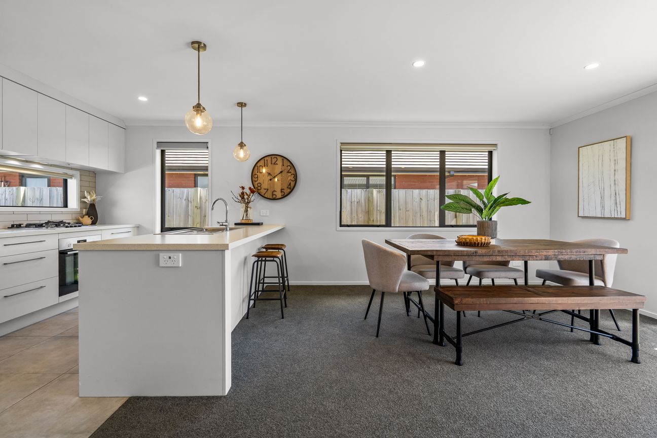 UNDER $1M in Cambridge East – Yes, UNDER $1M - Widok 4