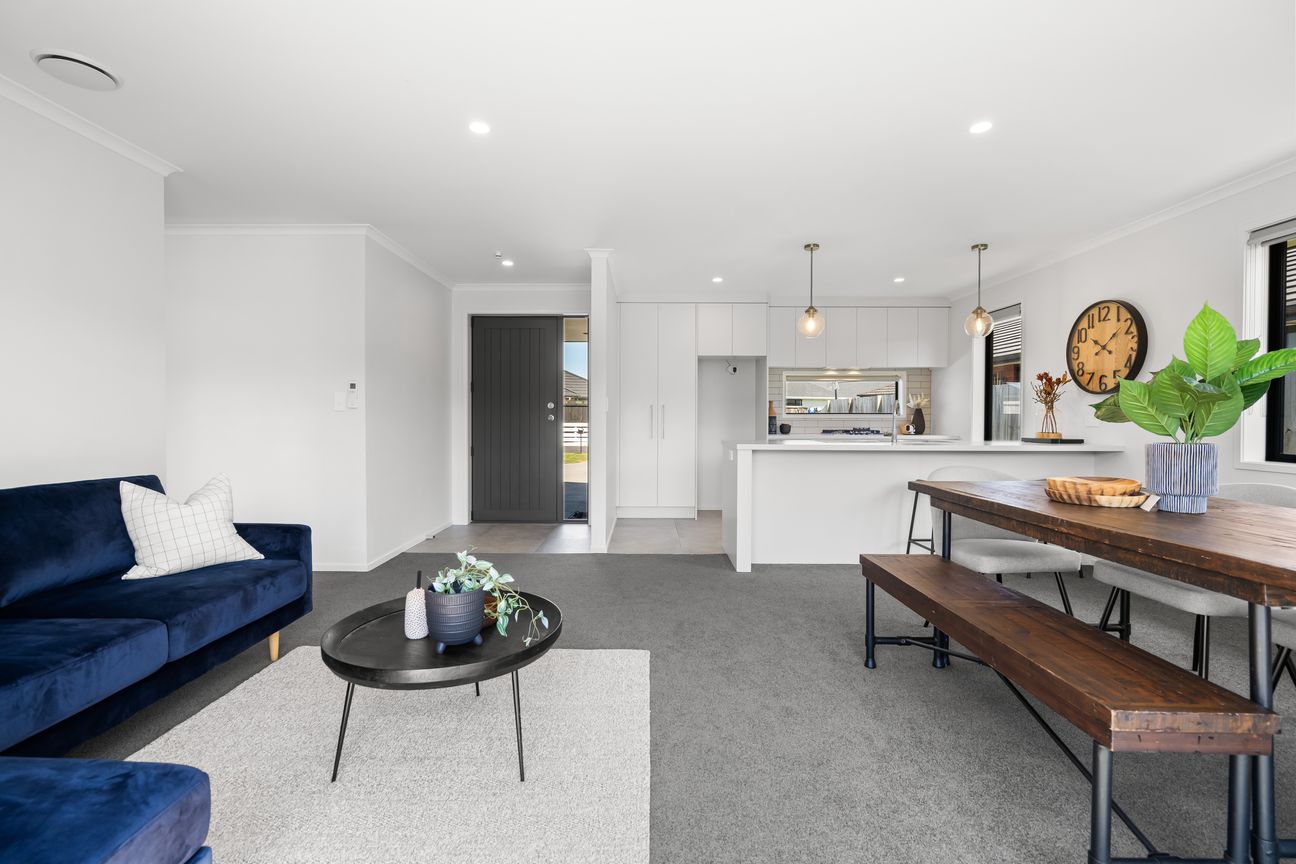 UNDER $1M in Cambridge East – Yes, UNDER $1M - Widok 2