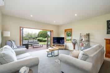 40 O'Brien Road, Winton