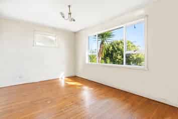 52 Beaumonts Way, Manurewa