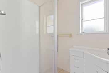 52 Beaumonts Way, Manurewa